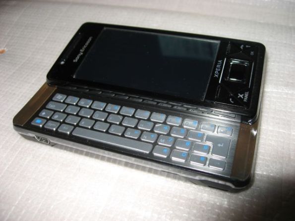 Sony-Ericsson X1i black - Keyboard