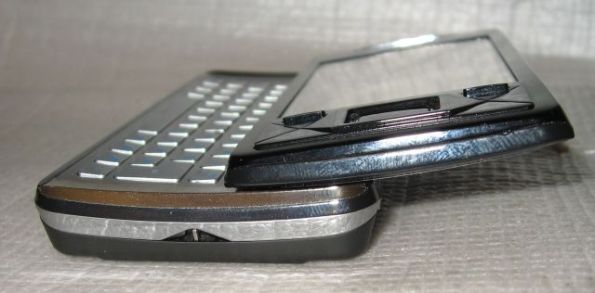 Sony-Ericsson X1i black - Arc slider detail